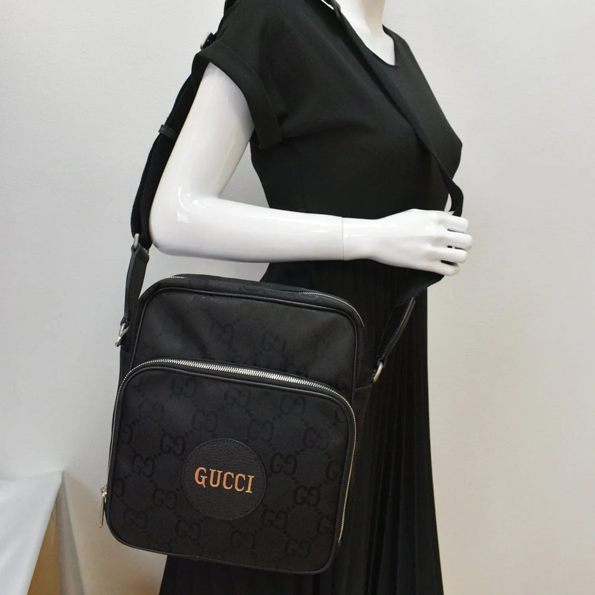 Pre-owned GUCCI Off The Grid GG Monogram Nylon Shoulder Bag Black 625858