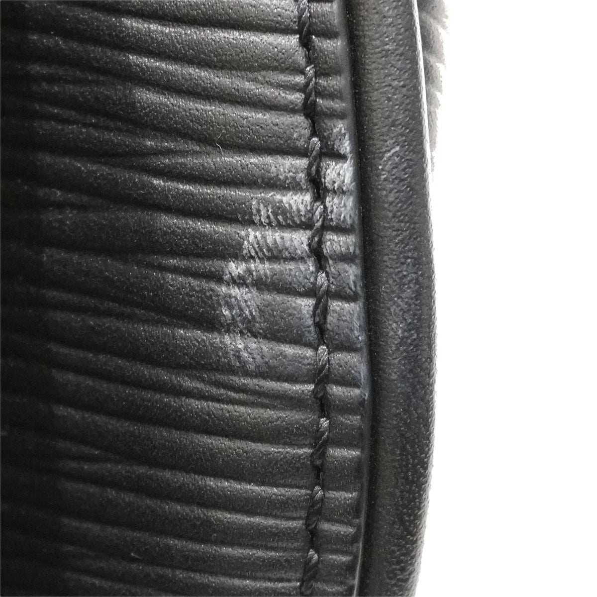Pre-Owned Authenticated Louis Vuitton Epi Initials Belt Bag Leather Black Unisex (Good)